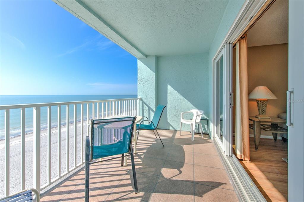 17200 GULF BOULEVARD UNIT 408, NORTH REDINGTON BEACH, FL — photo 3 of 30