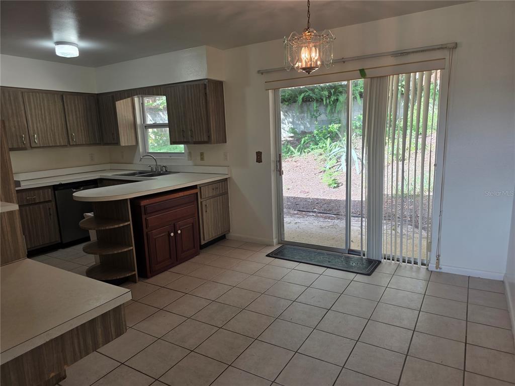 10906 CRESCENT LANE, CLERMONT, FL — photo 5 of 25