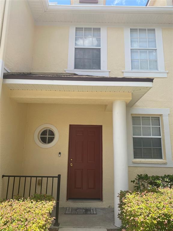 1934 FIESTA RIDGE COURT, TAMPA, FL — photo 2 of 24