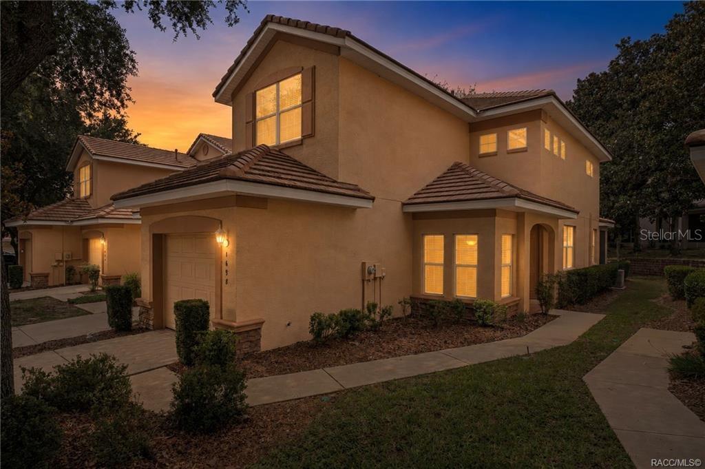 1698 W SPRING MEADOW LOOP