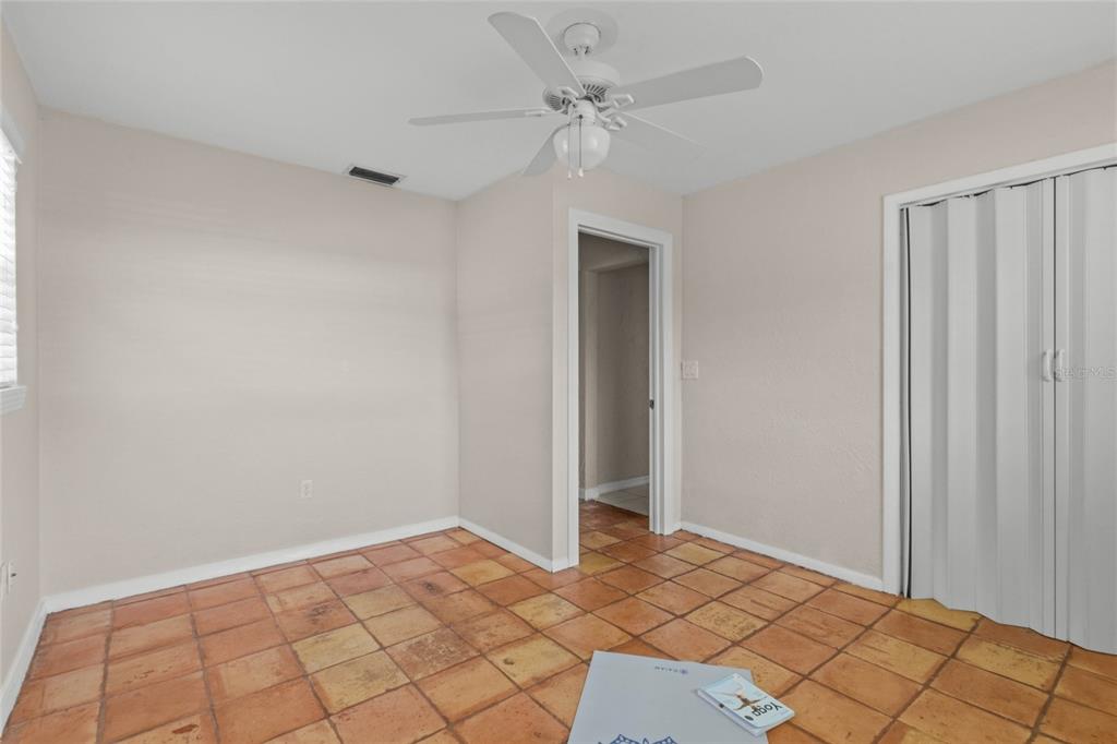 2520 E MILMAR DRIVE, SARASOTA, FL — photo 5 of 30