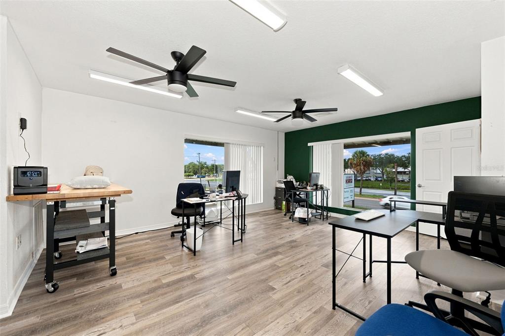 1345 N FALKENBURG ROAD UNIT 2, TAMPA, FL — photo 4 of 16