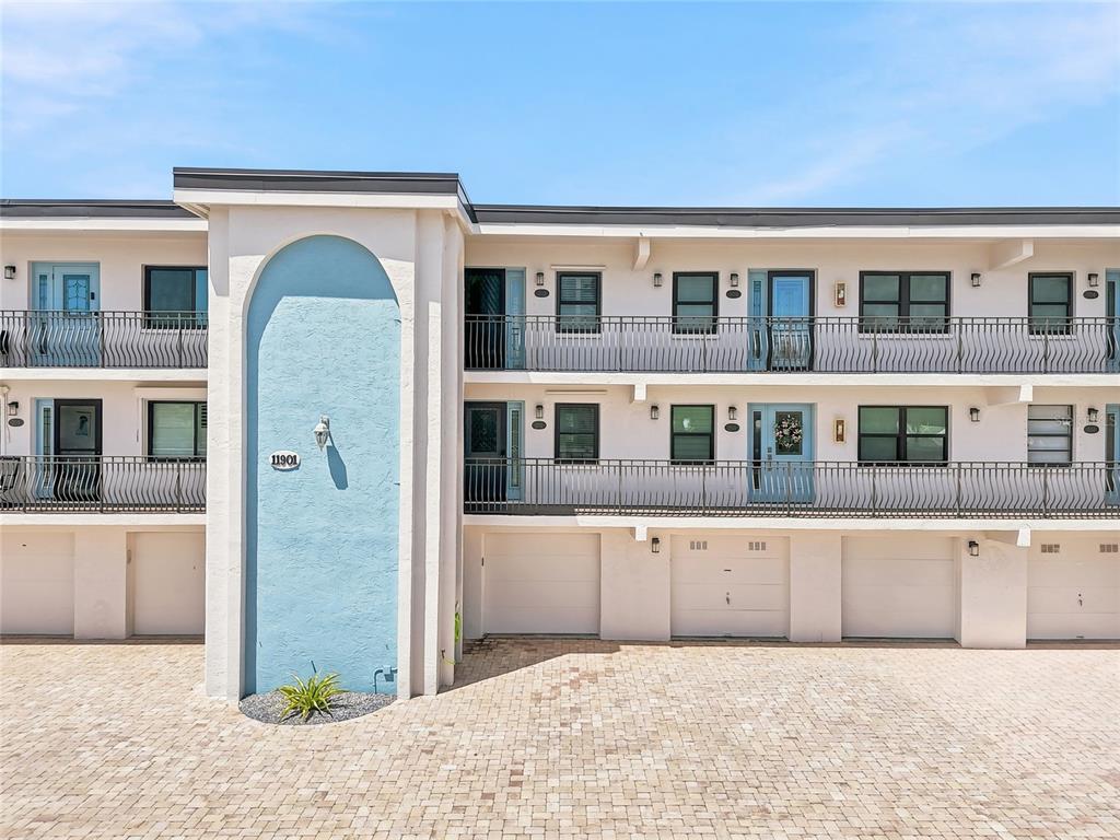 11901 LAGOON LANE UNIT 202, TREASURE ISLAND, FL — photo 3 of 69