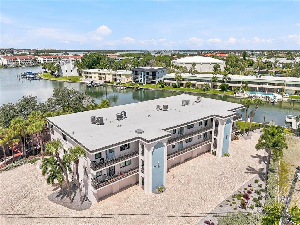 11901 LAGOON LANE UNIT 202, TREASURE ISLAND, FL — photo 5 of 69