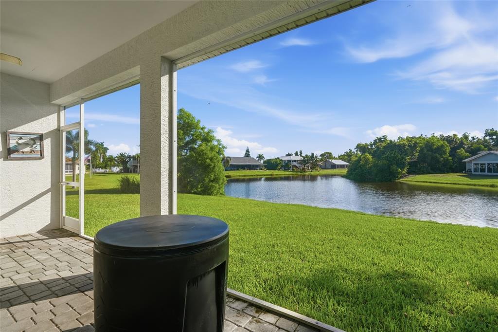 4507 LAKE HEATHER CIRCLE, ST JAMES CITY, FL — photo 2 of 30