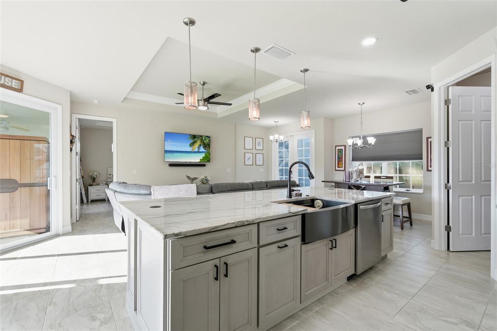 4507 LAKE HEATHER CIRCLE, ST JAMES CITY, FL — photo 4 of 30