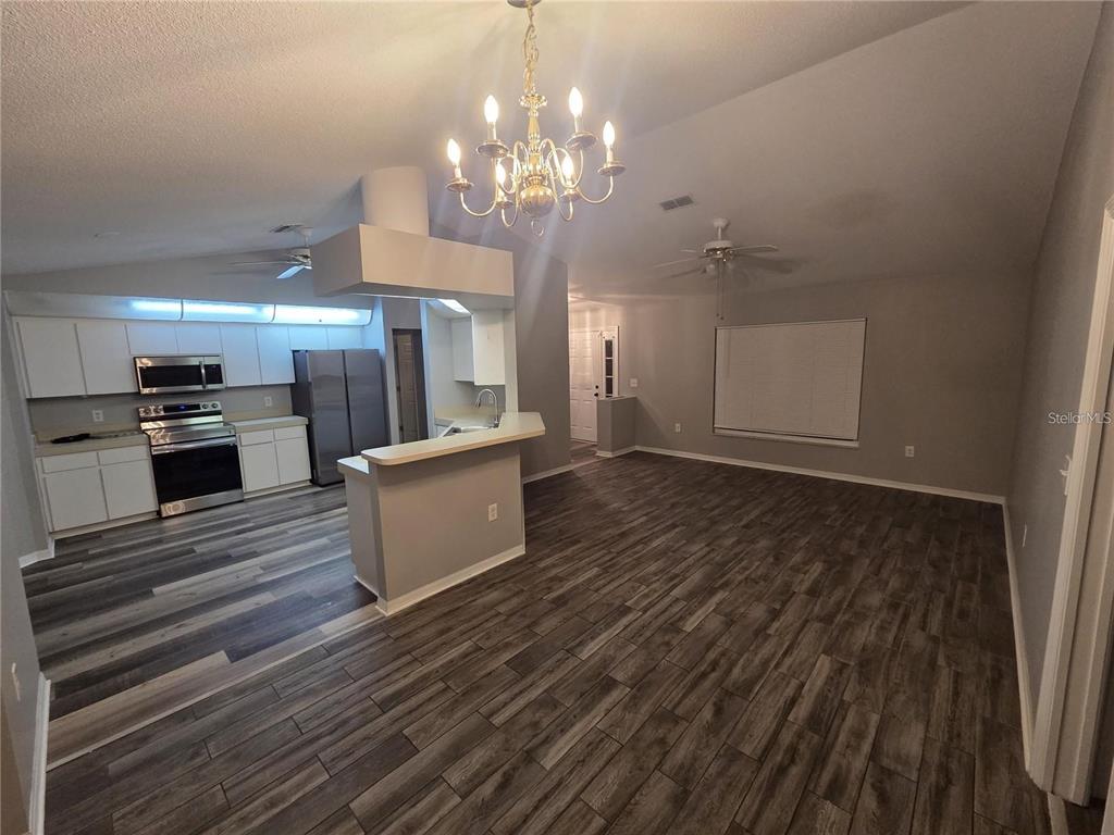 6130 NANTUCKET LANE, SPRING HILL, FL — photo 5 of 27