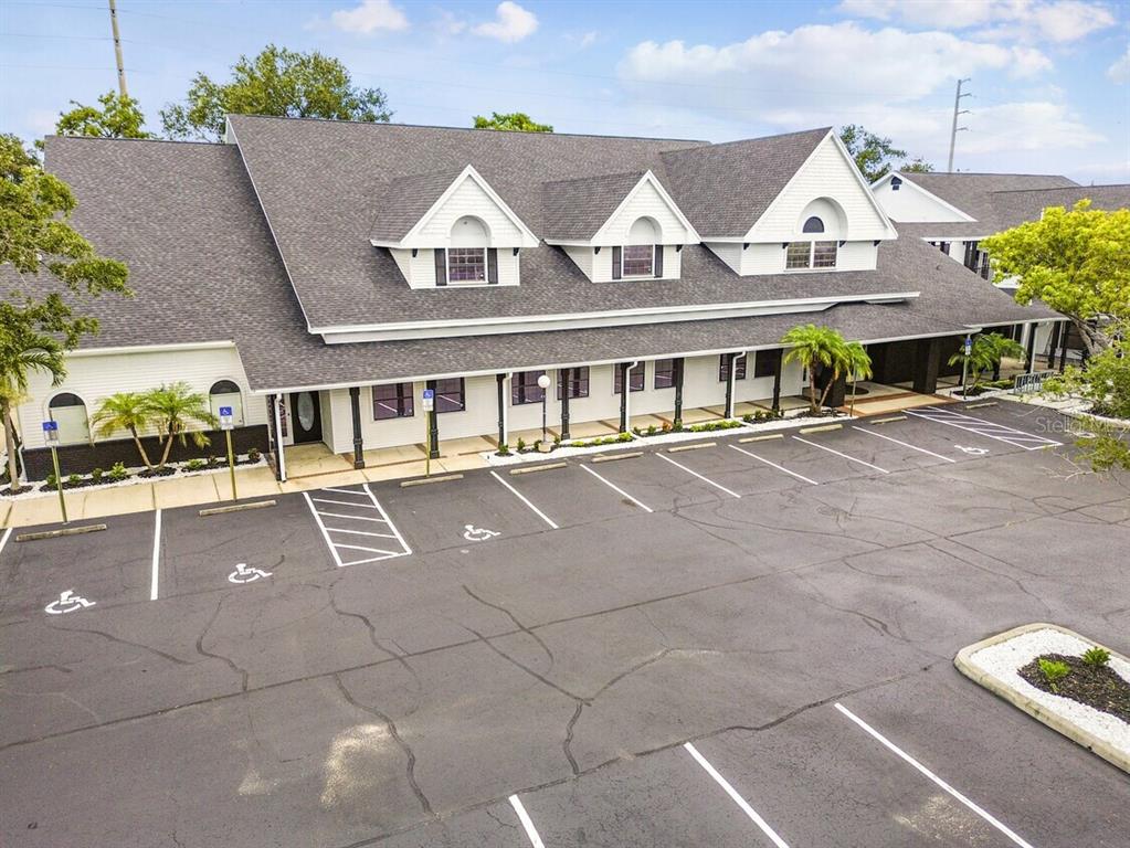 300 E BAY 2ND FLOOR - W DRIVE
