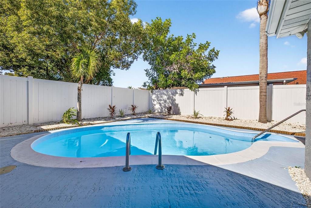 7415 SAN SALVADORE DRIVE