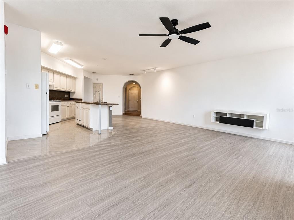 911 N ORANGE AVENUE UNIT 252, ORLANDO, FL — photo 4 of 23