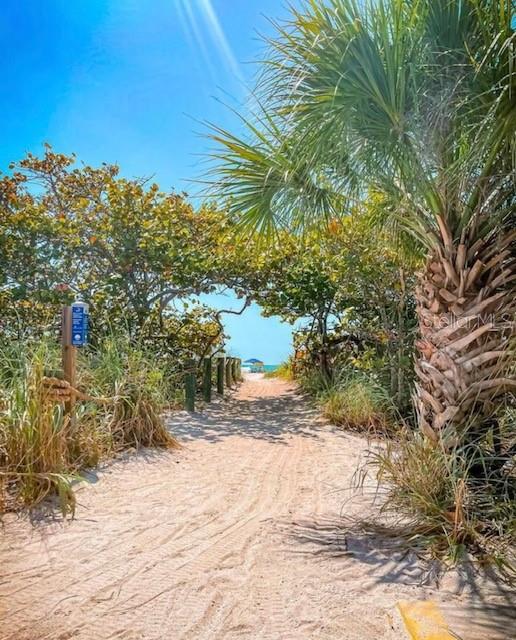 506 PINE ROAD, NOKOMIS, FL — photo 2 of 23