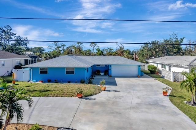 506 PINE ROAD, NOKOMIS, FL — photo 4 of 23