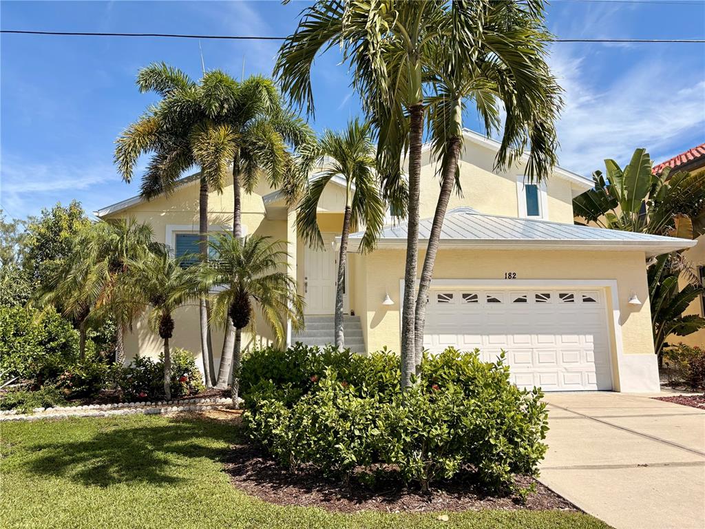 182 ISLAND CIRCLE, SARASOTA, FL — photo 3 of 41
