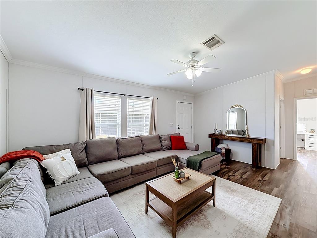 25110 ALAMANDA DR, ASTATULA, FL — photo 4 of 30