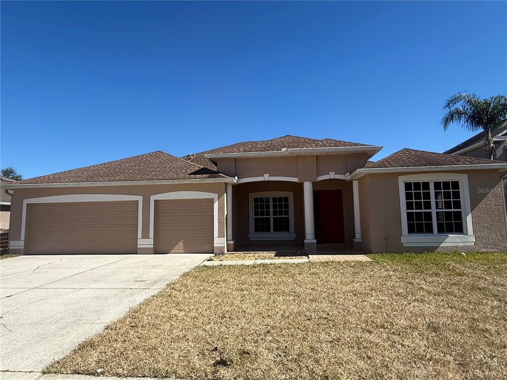 2582 CHRISTOPHER DRIVE