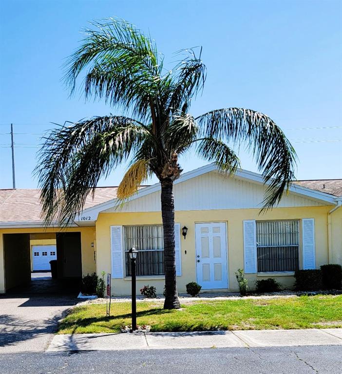 1012 WARWICK COURT