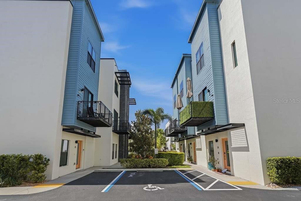 4810 W MCELROY AVENUE UNIT 29, TAMPA, FL — photo 5 of 29