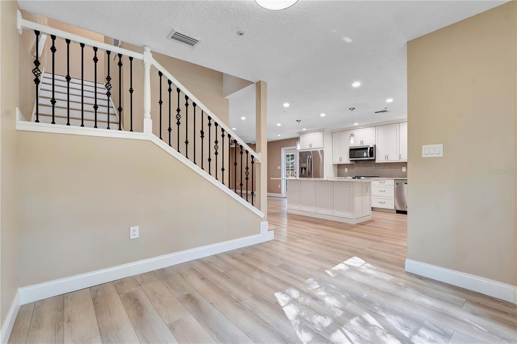 668 POST OAK CIRCLE UNIT 116, ALTAMONTE SPRINGS, FL — photo 4 of 27