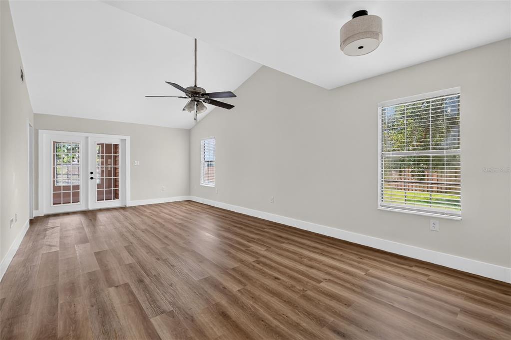 4 COVE LANE, EUSTIS, FL — photo 2 of 22
