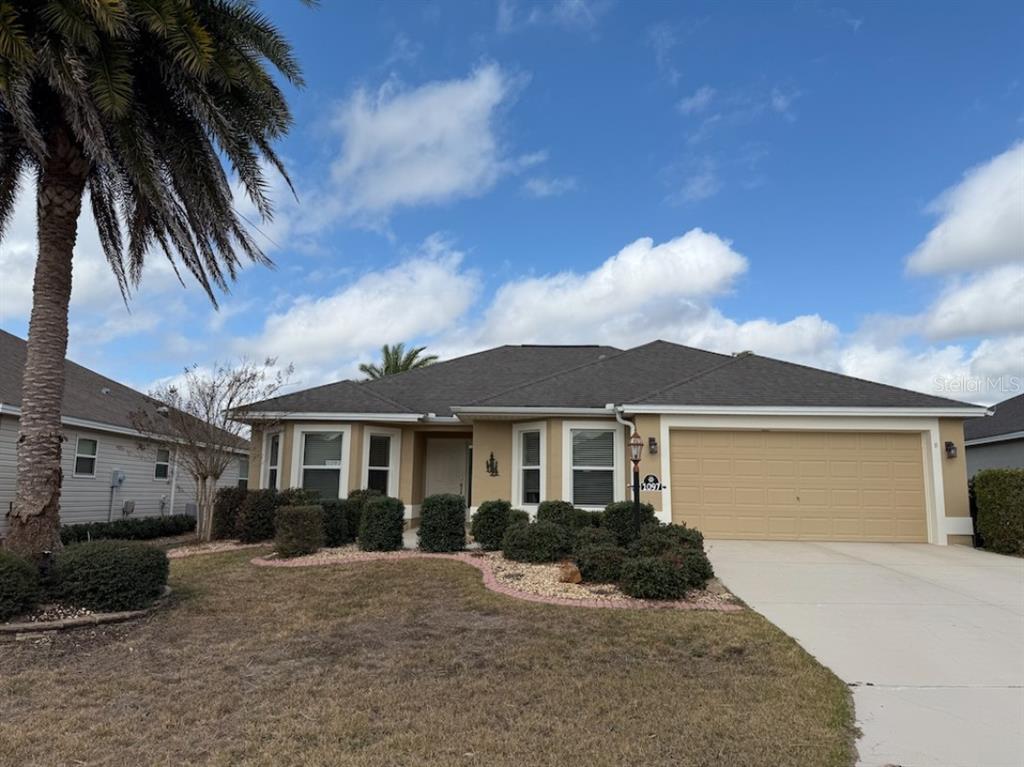 1097 HOLLYHOCK WAY