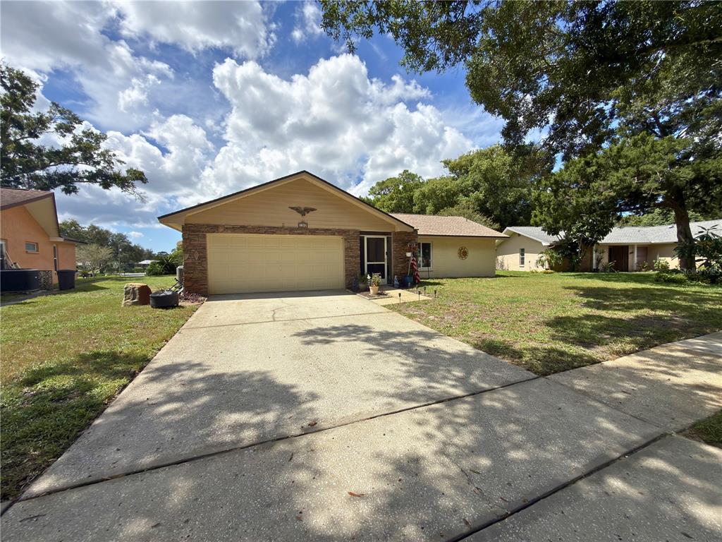 1382 GLENGARRY DRIVE, PALM HARBOR, FL — photo 3 of 40