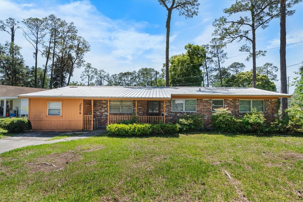 2214 NE 17TH TERRACE, GAINESVILLE, FL — photo 2 of 21