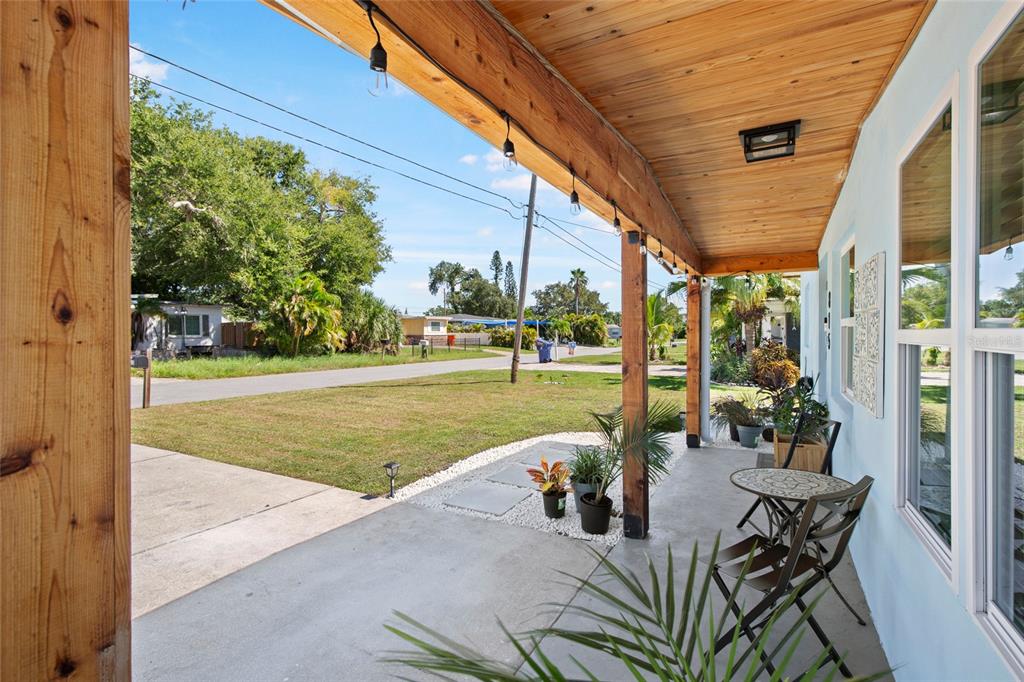815 67TH STREET S, ST PETERSBURG, FL — photo 4 of 49