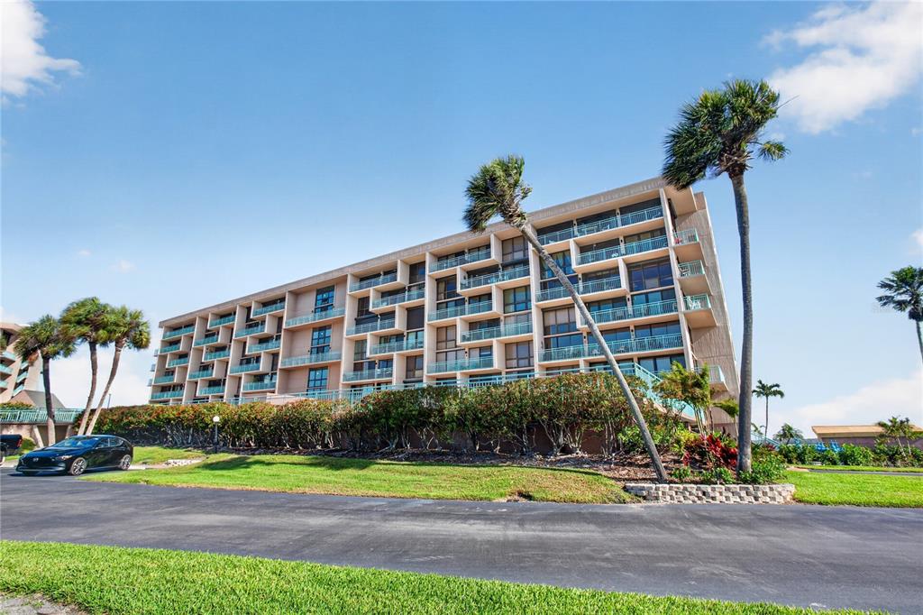 1 KEY CAPRI UNIT 103E
