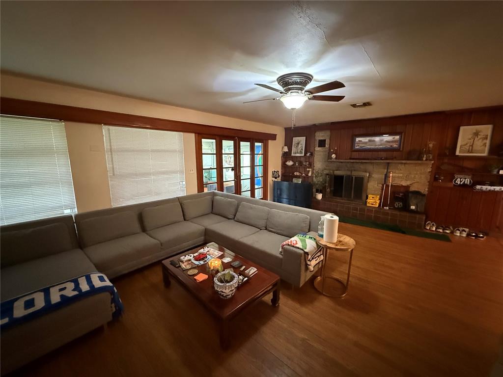 100 NW 32ND STREET, GAINESVILLE, FL — photo 4 of 14