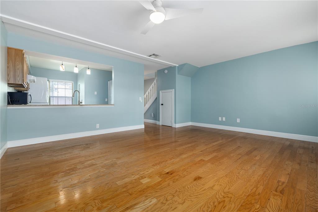 310 S CHURCH AVENUE, TAMPA, FL — photo 5 of 21