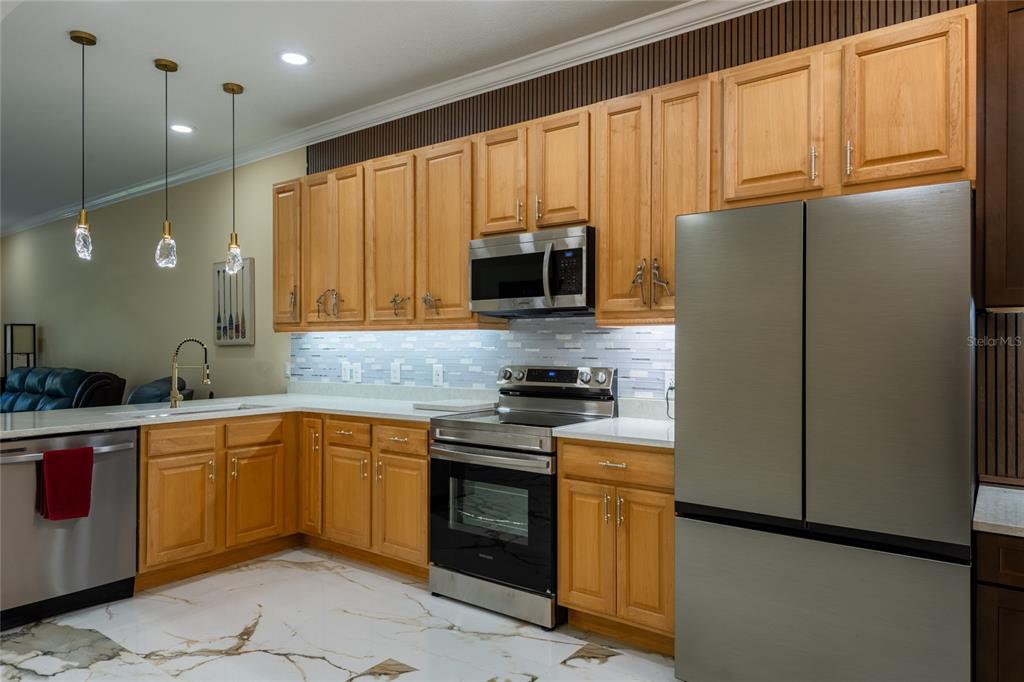6816 DALI AVENUE UNIT 104, LAND O LAKES, FL — photo 5 of 30