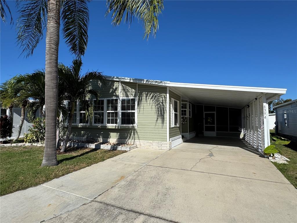 6394 LOLLY BAY LOOP NE