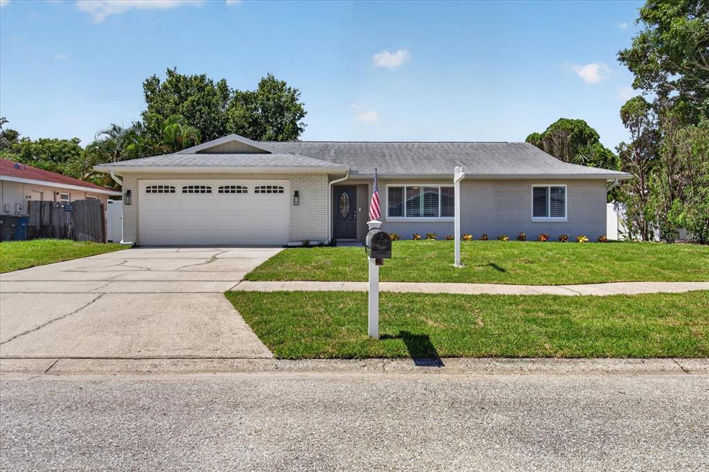 3350 HUNT CLUB DRIVE, CLEARWATER, FL — photo 2 of 30