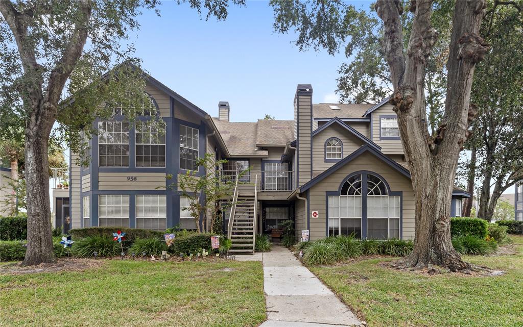 956 FOREST RIDGE COURT UNIT 206