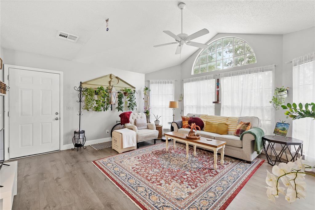 956 FOREST RIDGE COURT UNIT 206, LAKE MARY, FL — photo 2 of 18