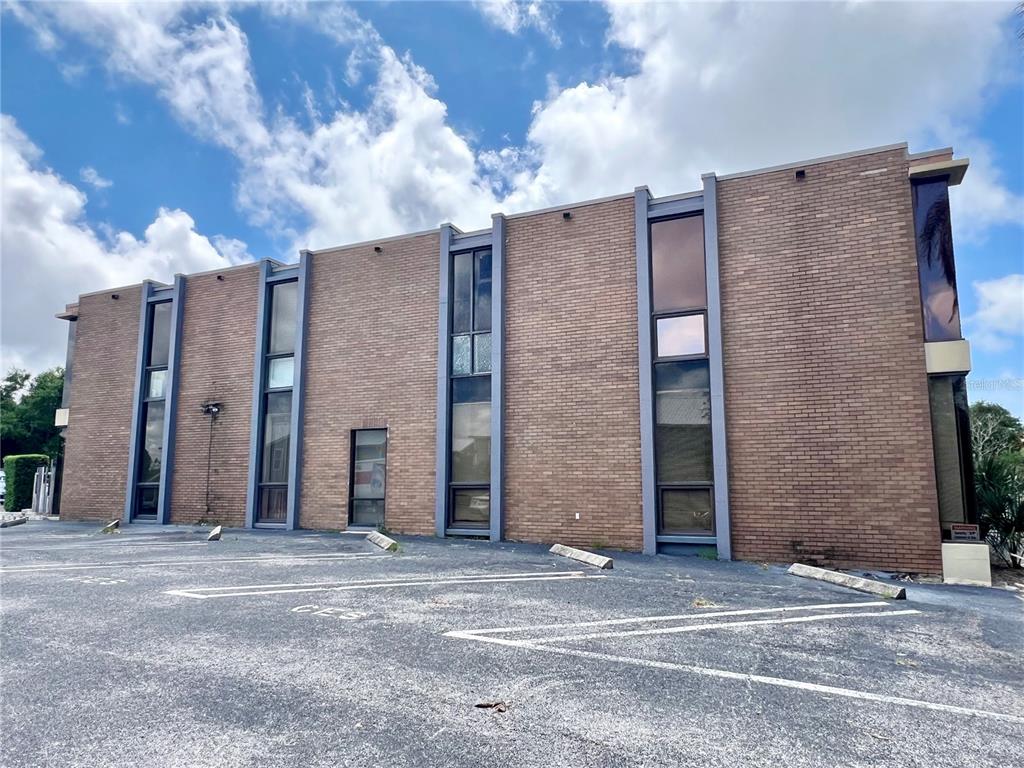 1253 PARK STREET, CLEARWATER, FL — photo 5 of 16