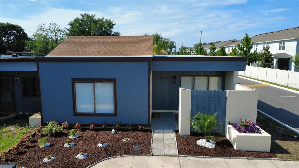 2529 WINDWARD WAY