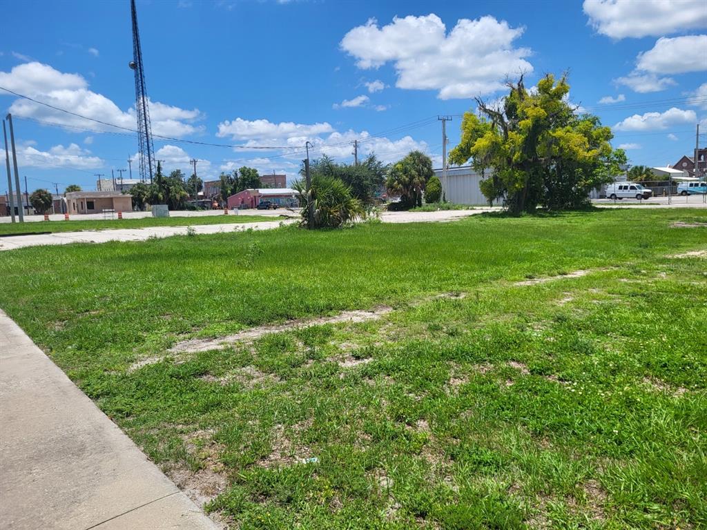 117 N BREVARD AVENUE