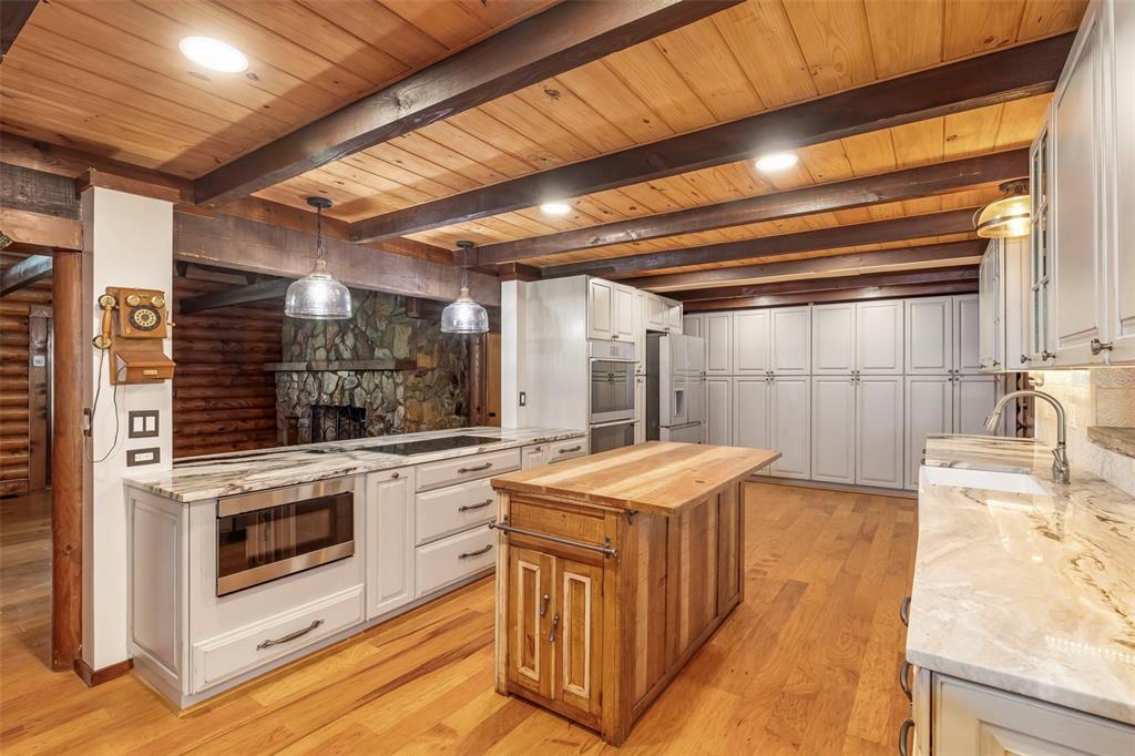 10504 31ST AVENUE E, PALMETTO, FL — photo 4 of 30