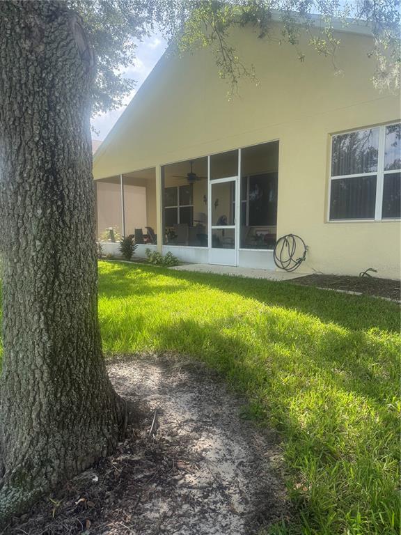 803 WOLF CREEK STREET, CLERMONT, FL — photo 2 of 30