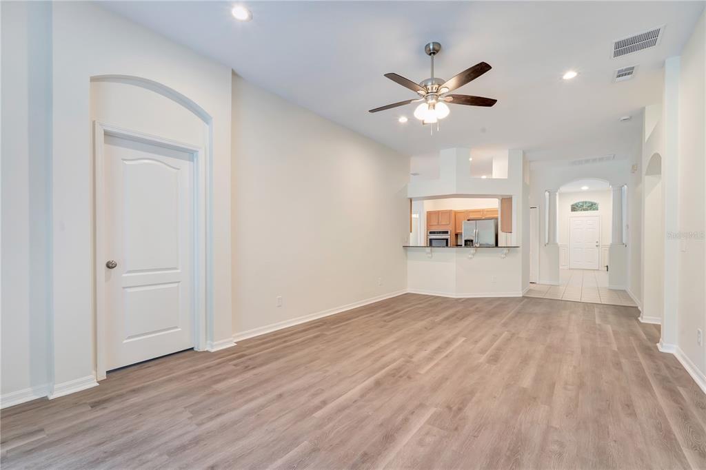 7752 BLUE SPRING DRIVE, LAND O LAKES, FL — photo 4 of 30