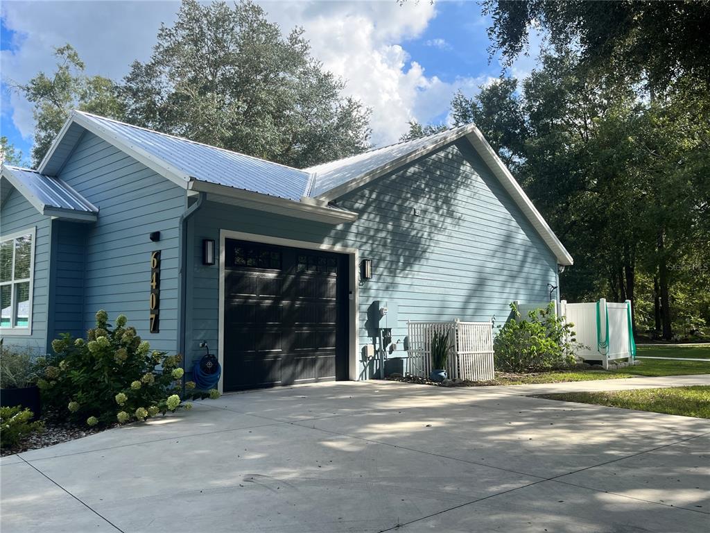 6407 SE 159TH COURT, LAKE BUTLER, FL — photo 2 of 30
