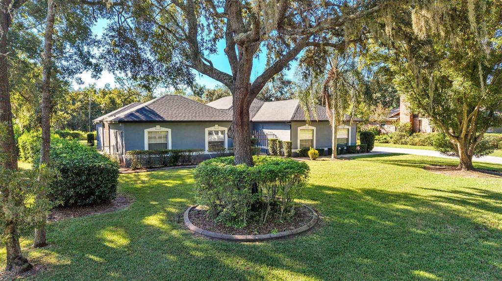 69 PINE FOREST DRIVE, HAINES CITY, FL — photo 3 of 42