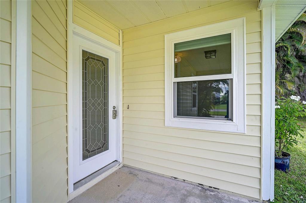 358 BEARDED OAKS CIRCLE, SARASOTA, FL — photo 3 of 22