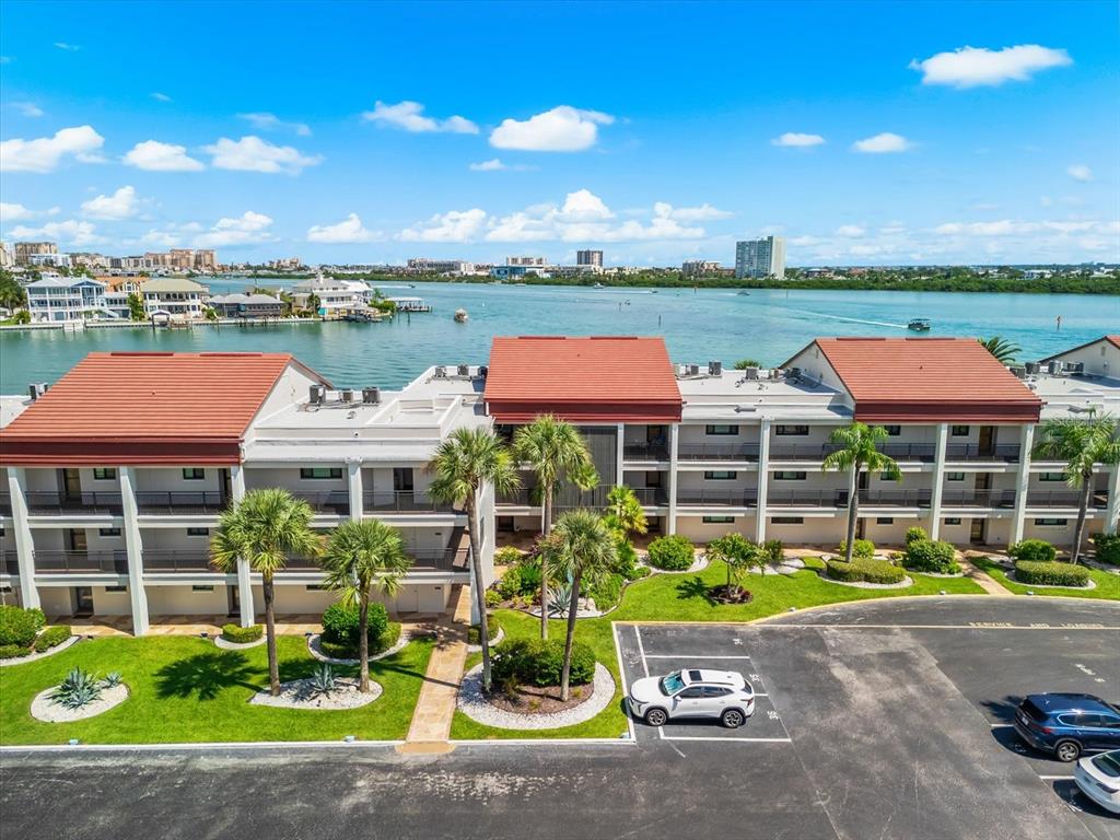 868 BAYWAY BOULEVARD UNIT 307, CLEARWATER BEACH, FL — photo 2 of 28