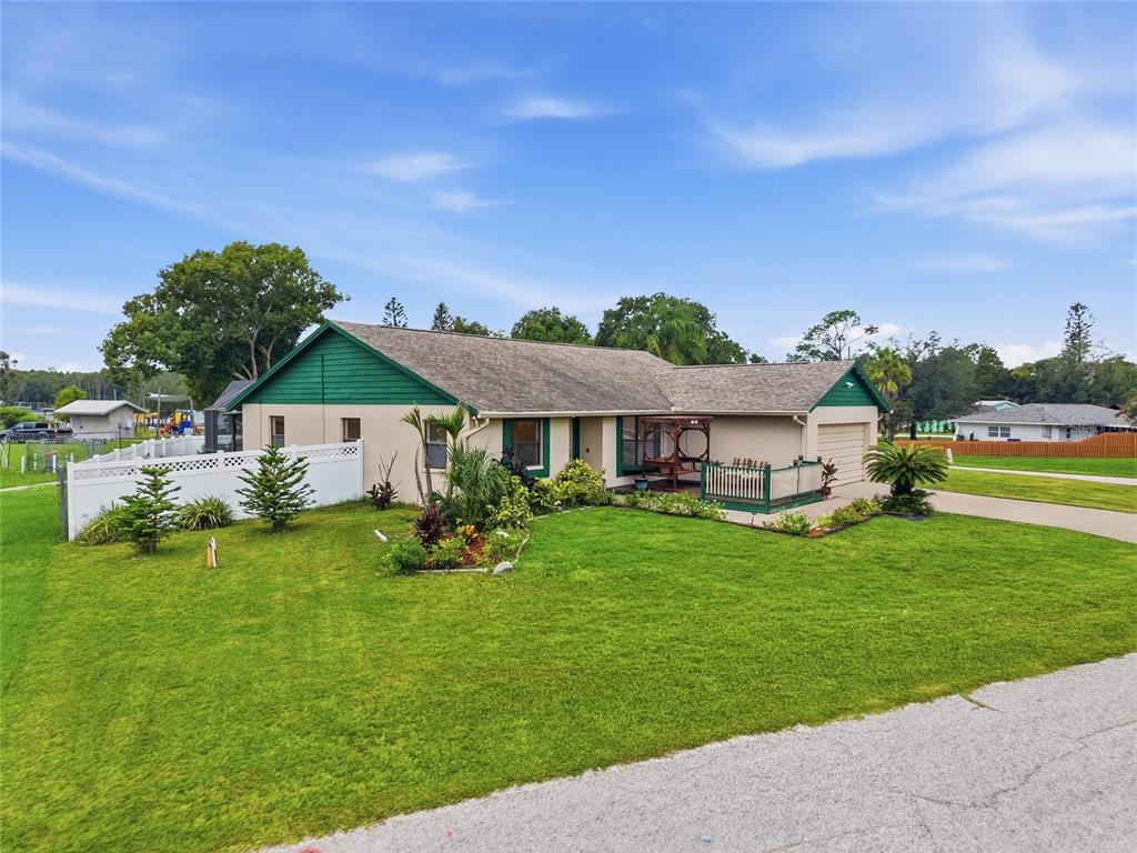 3179 LAKE SAXON DRIVE, LAND O LAKES, FL — photo 4 of 44