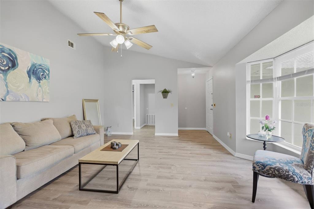 2699 BENTLEY DRIVE, DELTONA, FL — photo 5 of 30