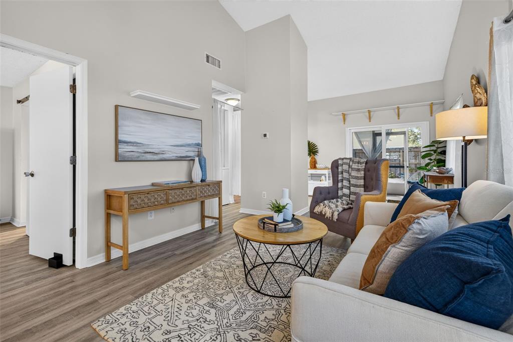 366 47TH AVENUE N UNIT 5, ST PETERSBURG, FL — photo 5 of 29