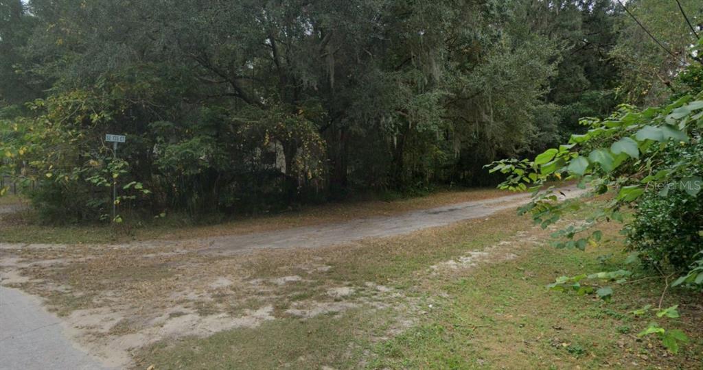 SE 135TH COURT, WEIRSDALE, FL — photo 2 of 2