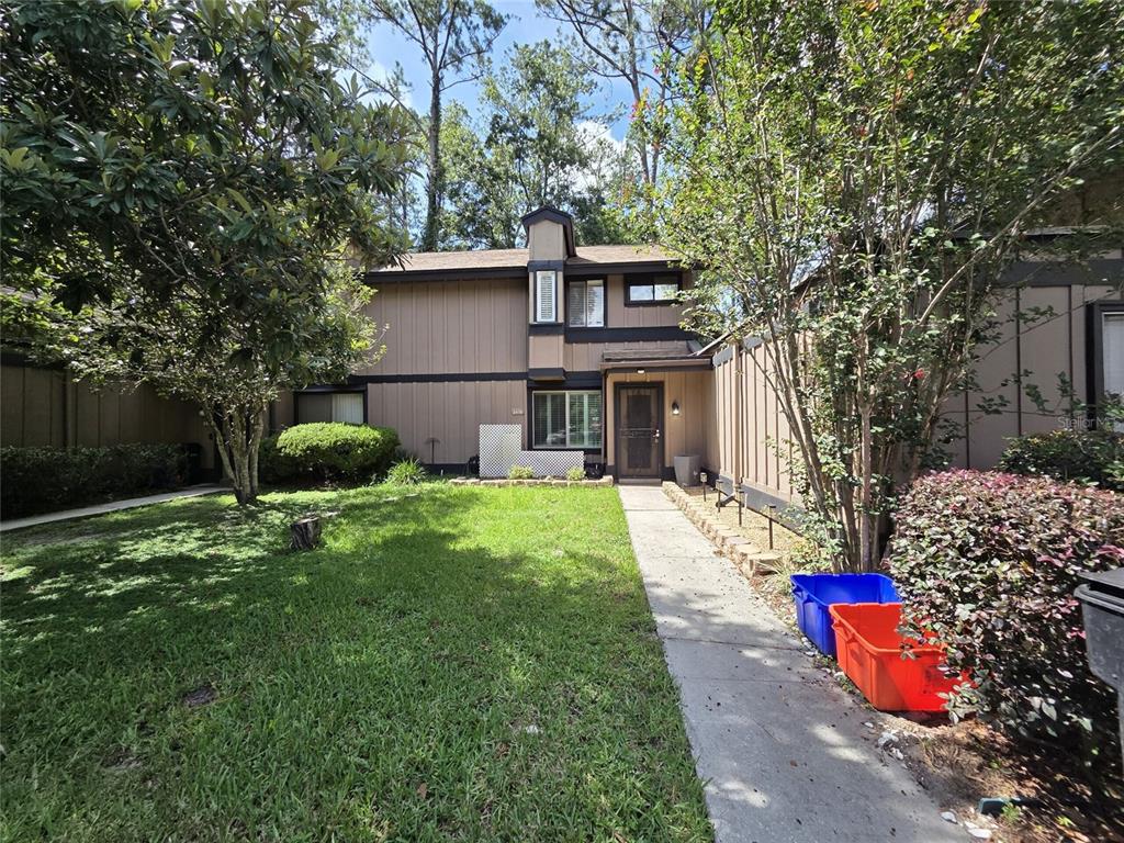 2478 FOREST WAY